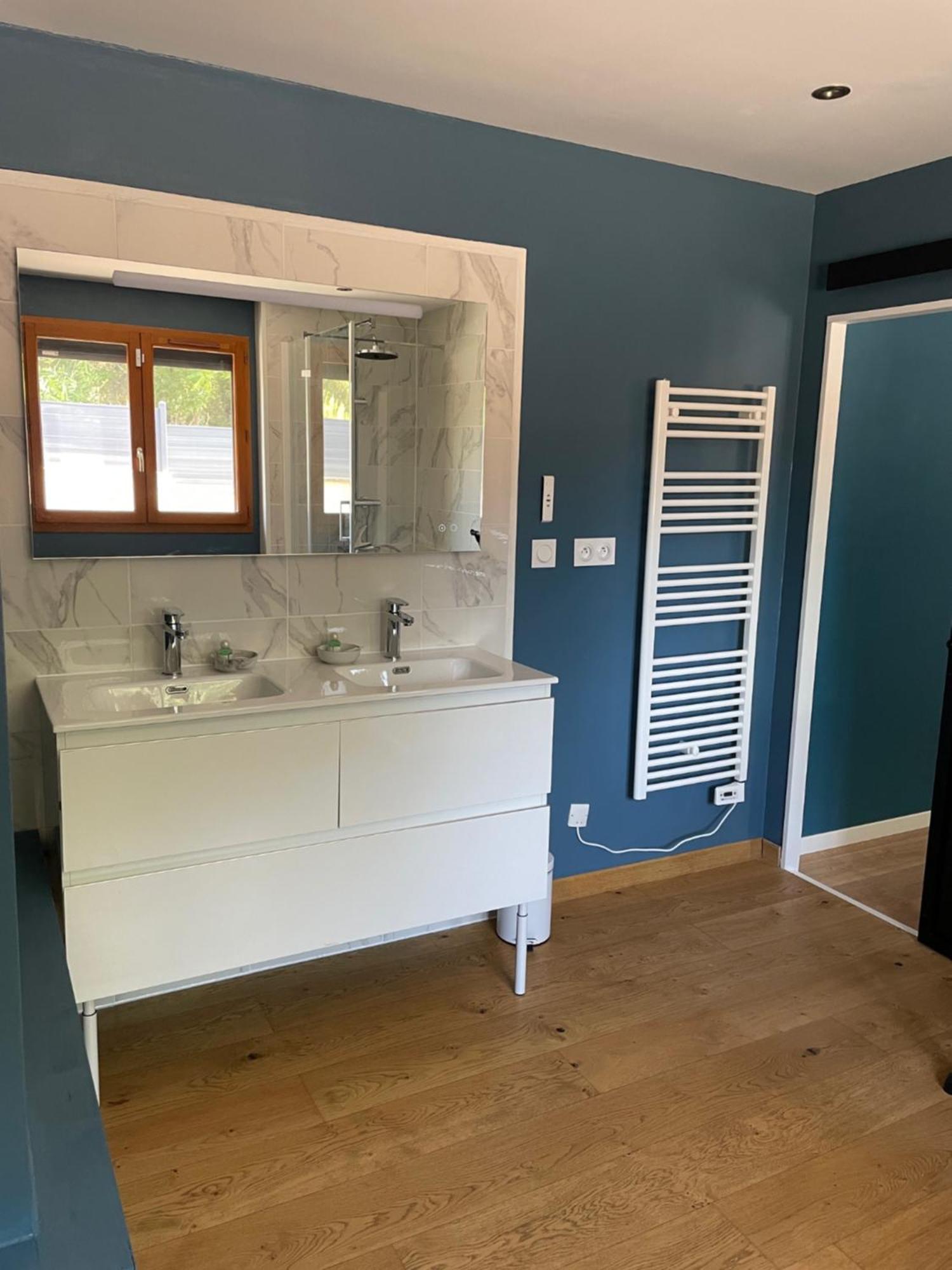 Le Double C Bed & Breakfast Saint-Victor-de-Morestel ภายนอก รูปภาพ